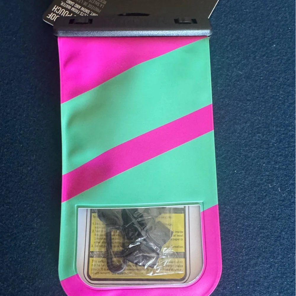 Hurley Pink and Green Vibrant Protective phoneCover💚🩷 w/ removable lanyard🩷💚